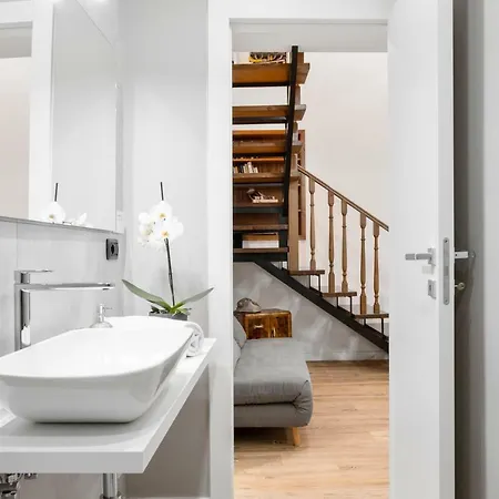 Duplex Luxurious In The Heart Of Apartment *