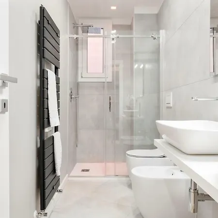 Duplex Luxurious In The Heart Of Apartment *